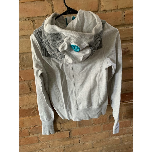 Lululemon Grey Cable Knit Scuba Hoodie - Picture 2 of 7